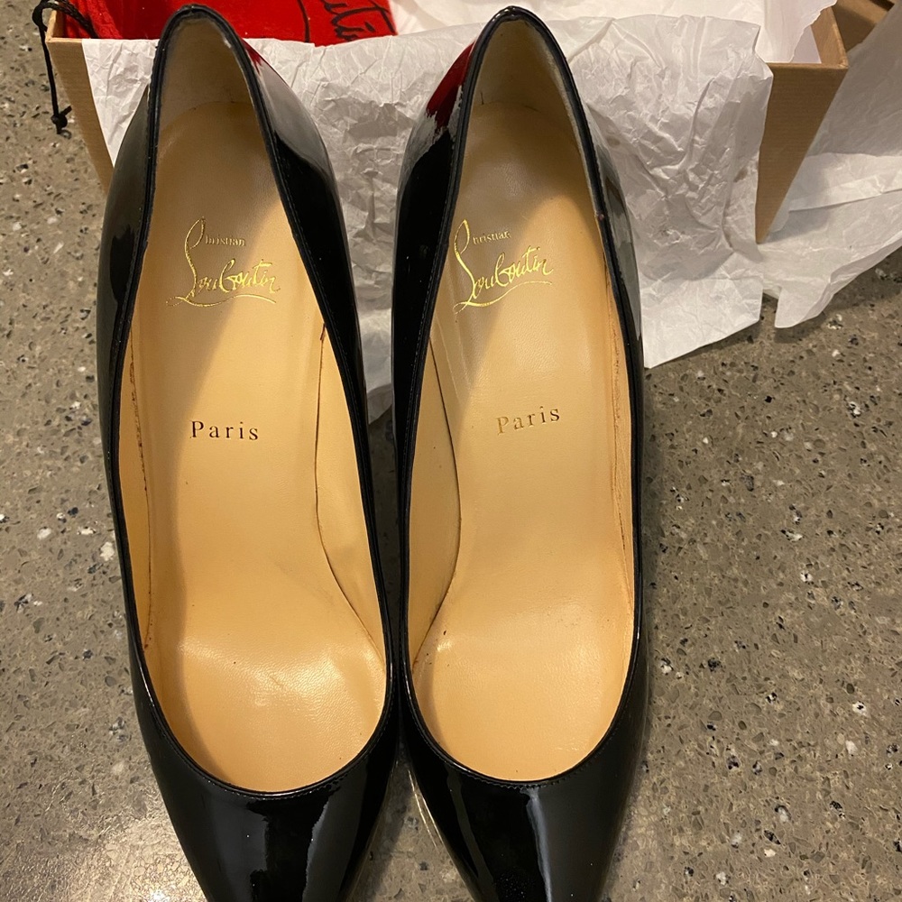 Size 41 Pigalle 100 Patent - Picture 2 of 6